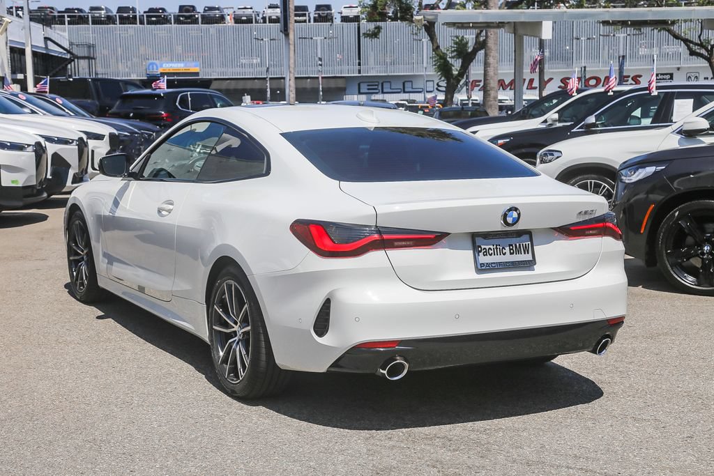 Certified 2023 BMW 430i Coupe w/ Premium Package RWD image 4