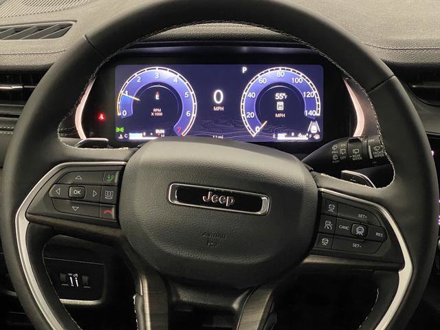 New 2026 Jeep Grand Cherokee 4WD image 17