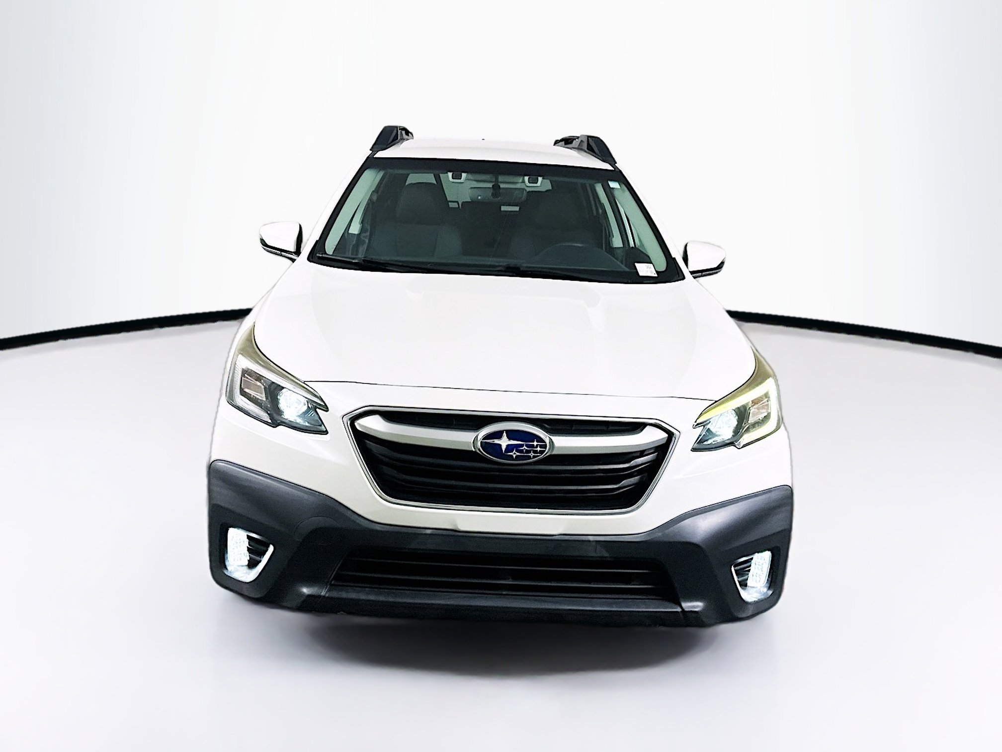 Used 2021 Subaru Outback Premium image 2