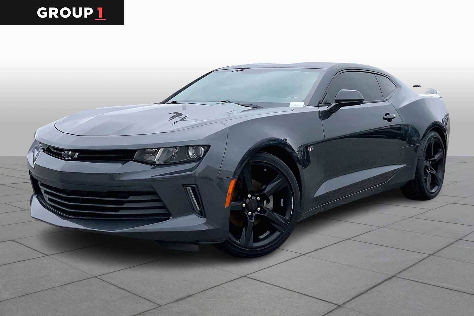 Used 2017 Chevrolet Camaro LT image 1