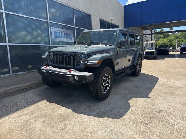 Used 2025 Jeep Wrangler Unlimited Rubicon w/ Convenience Group image 4