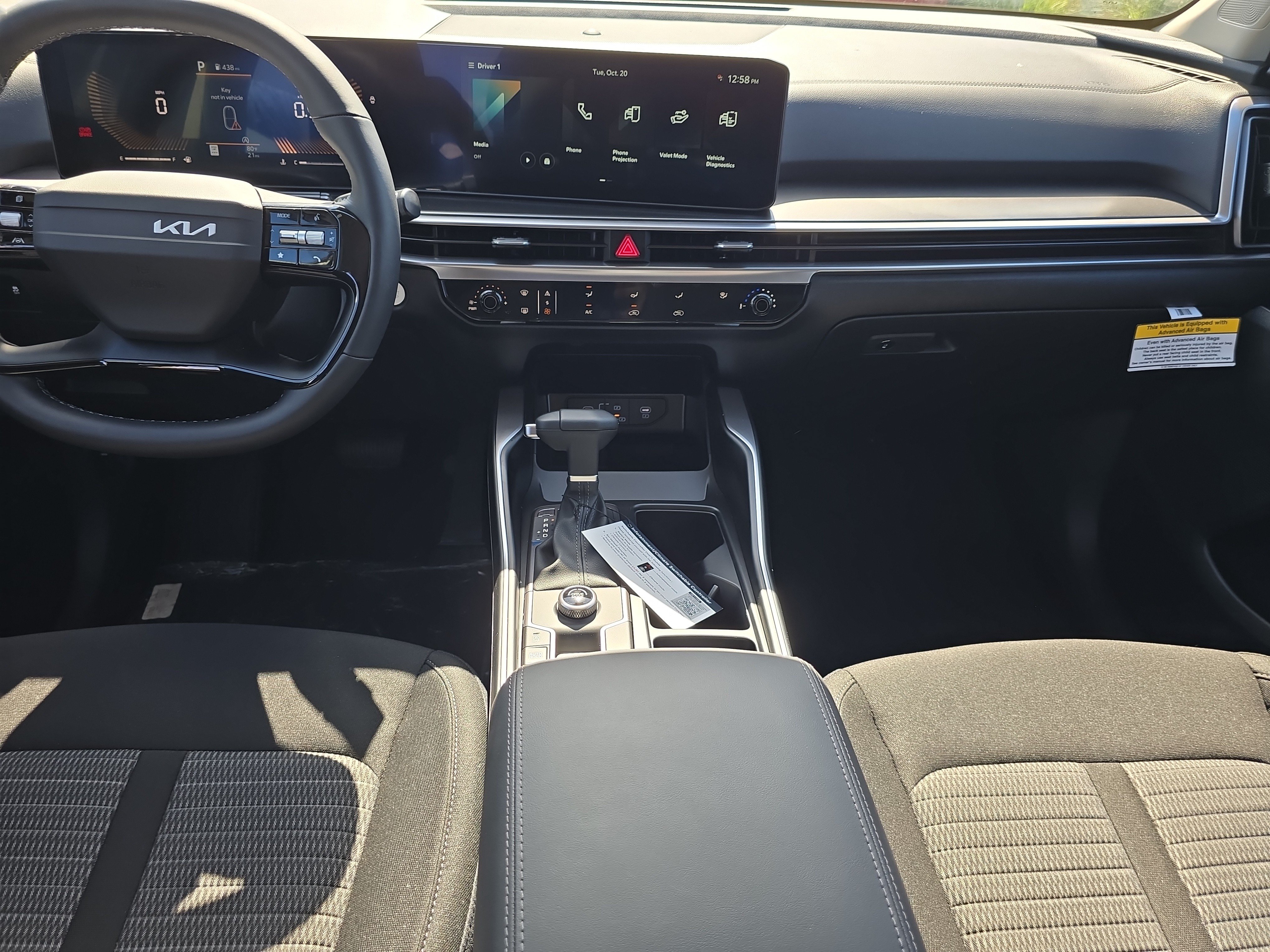 New 2026 Kia Sorento LX FWD image 14