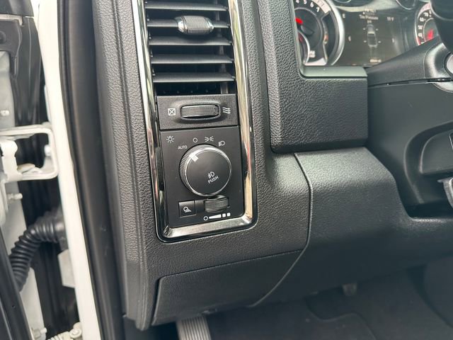 Used 2018 RAM 1500 Sport image 11