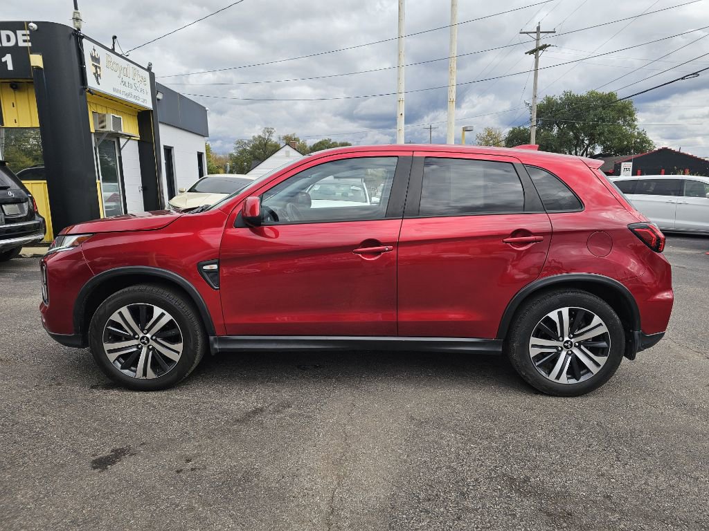 Used 2023 Mitsubishi Outlander Sport SE image 12