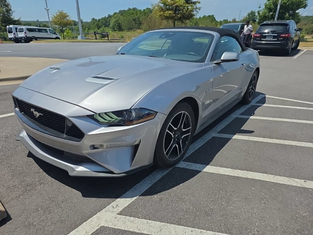Used 2022 Ford Mustang GT Premium w/ Equipment Group 401A RWD image 2