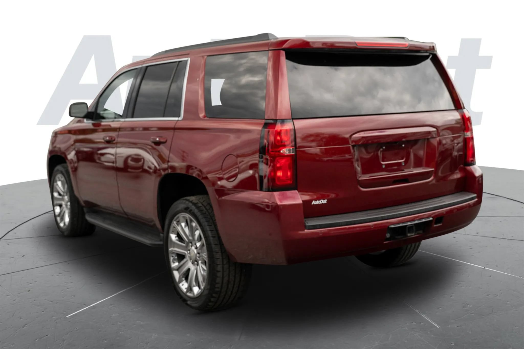 Used 2018 Chevrolet Tahoe LT AWD/4WD image 2