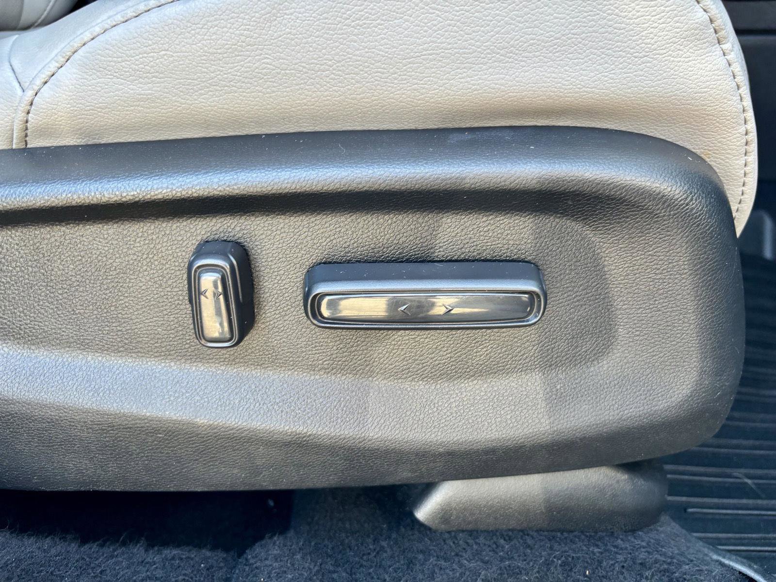 Used 2019 Honda CR-V Touring image 15