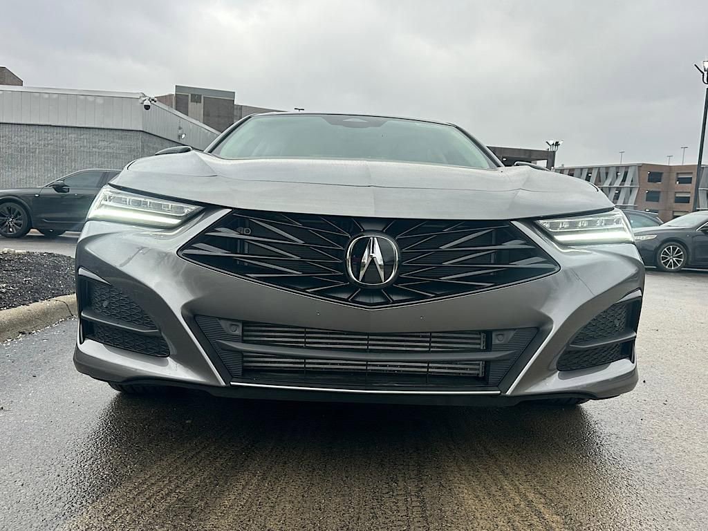 Certified 2025 Acura TLX w/ Technology Package image 3