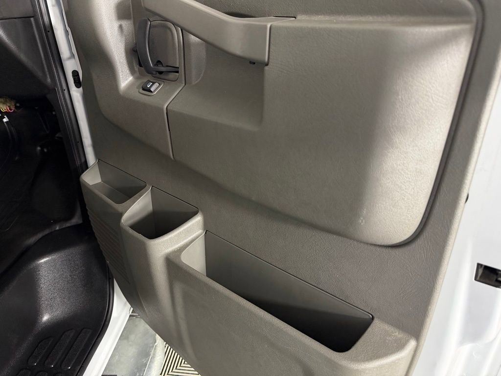 Used 2024 GMC Savana 2500 Work Van w/ Driver Convenience Package image 29