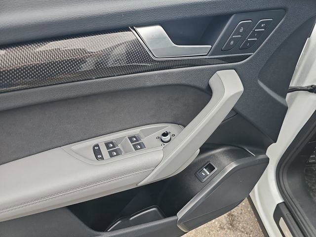 Used 2022 Audi SQ5 Premium Plus w/ Premium Plus Package image 22