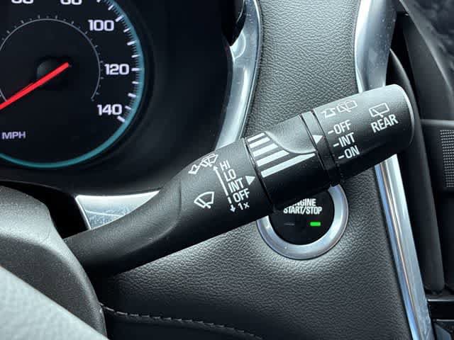 Used 2022 Chevrolet Traverse LT w/ LPO, Cargo Package FWD image 26