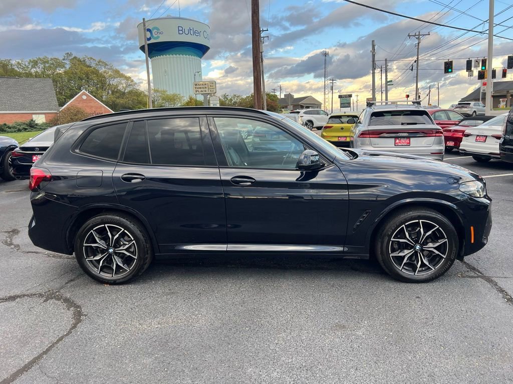 Used 2023 BMW X3 xDrive30i w/ M Sport Package AWD/4WD image 4