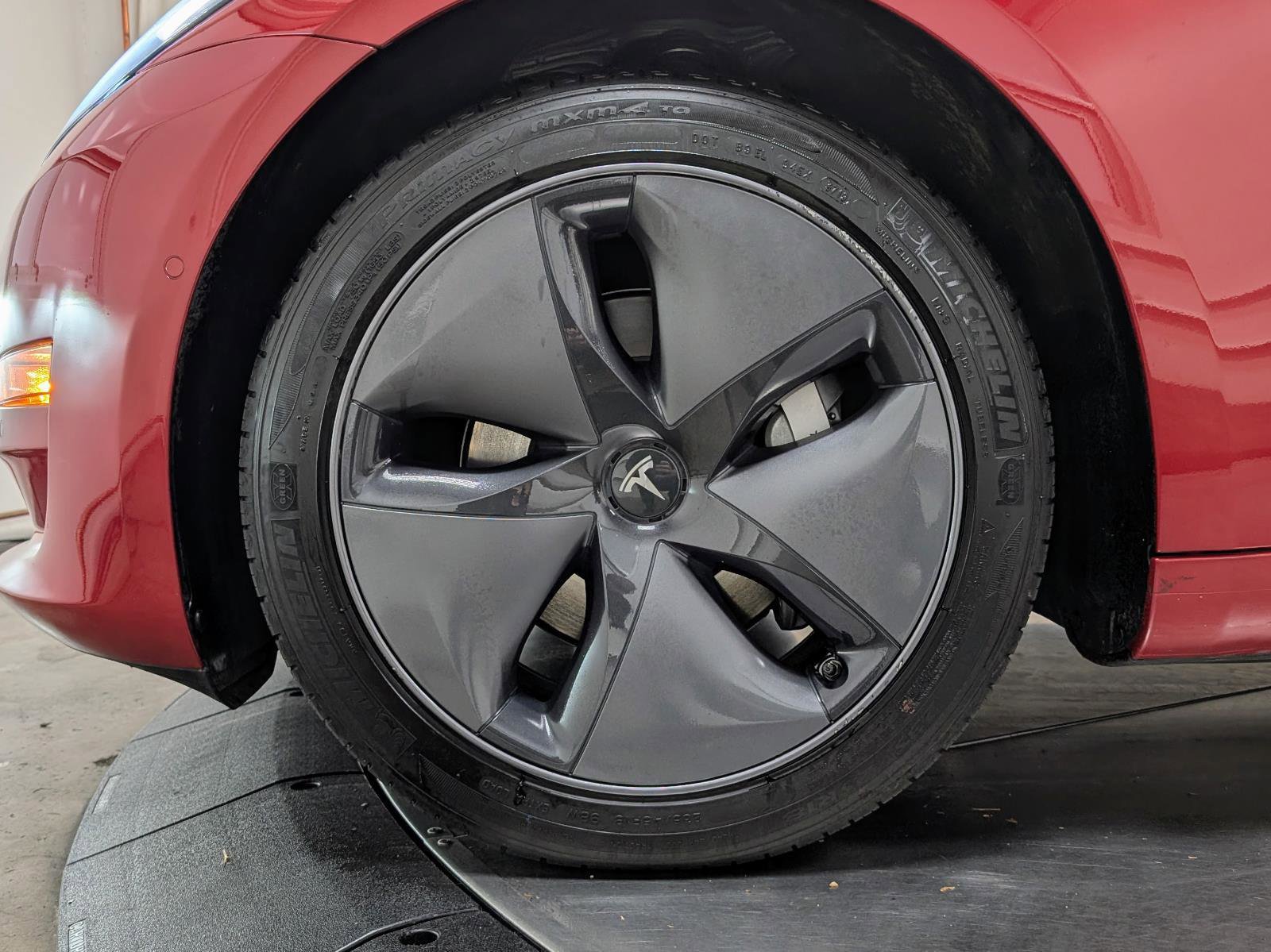 Used 2020 Tesla Model 3 Performance image 12