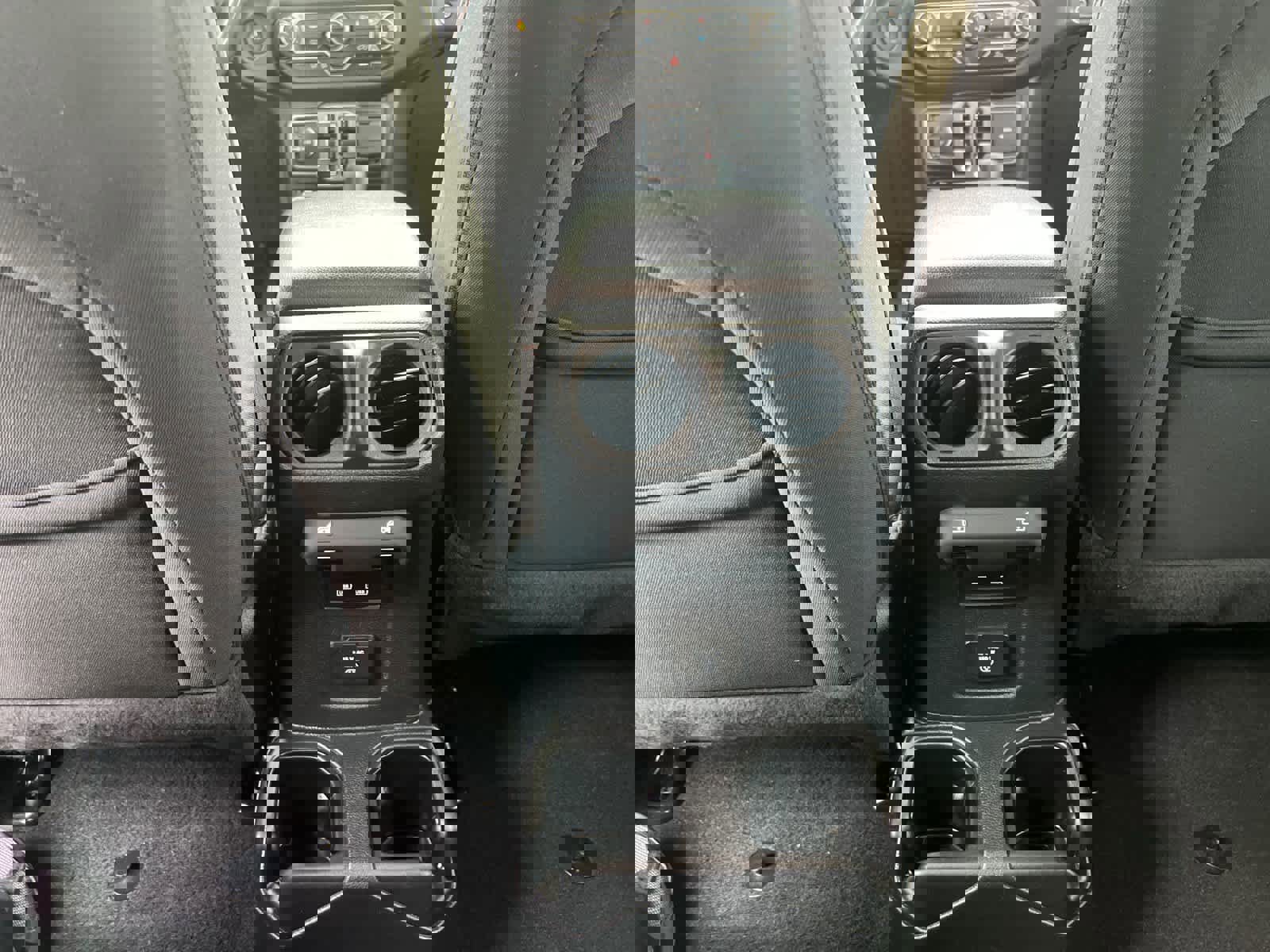 Used 2022 Jeep Wrangler Unlimited Willys image 33