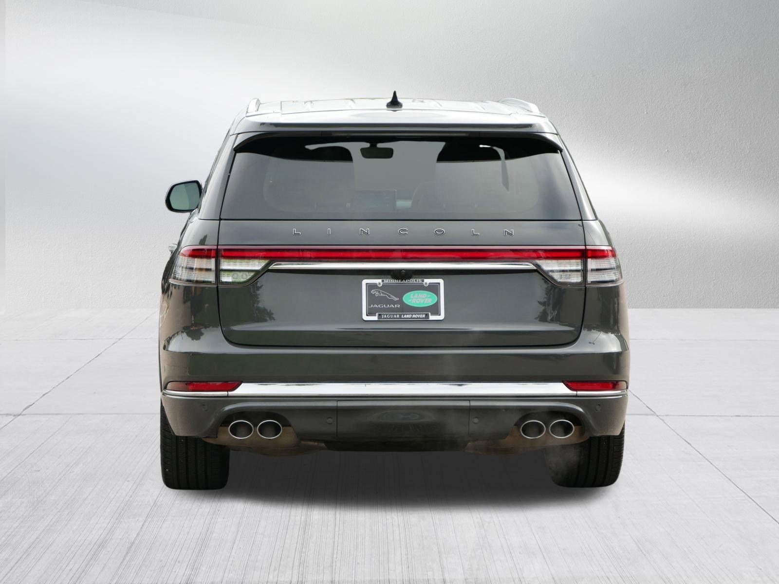 Used 2023 Lincoln Aviator Black Label w/ Dynamic Handling Package image 6