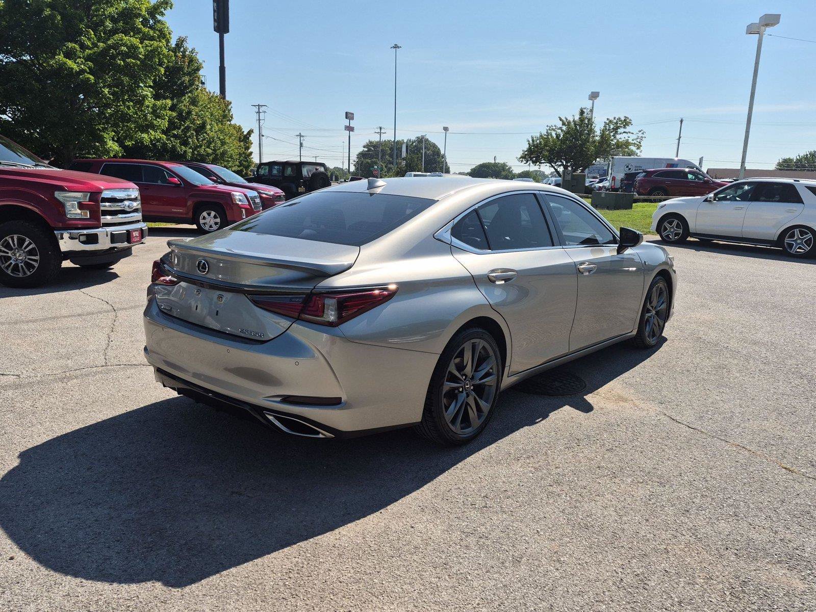 Used 2021 Lexus ES 350 F Sport w/ Protection Package (P3) FWD image 5