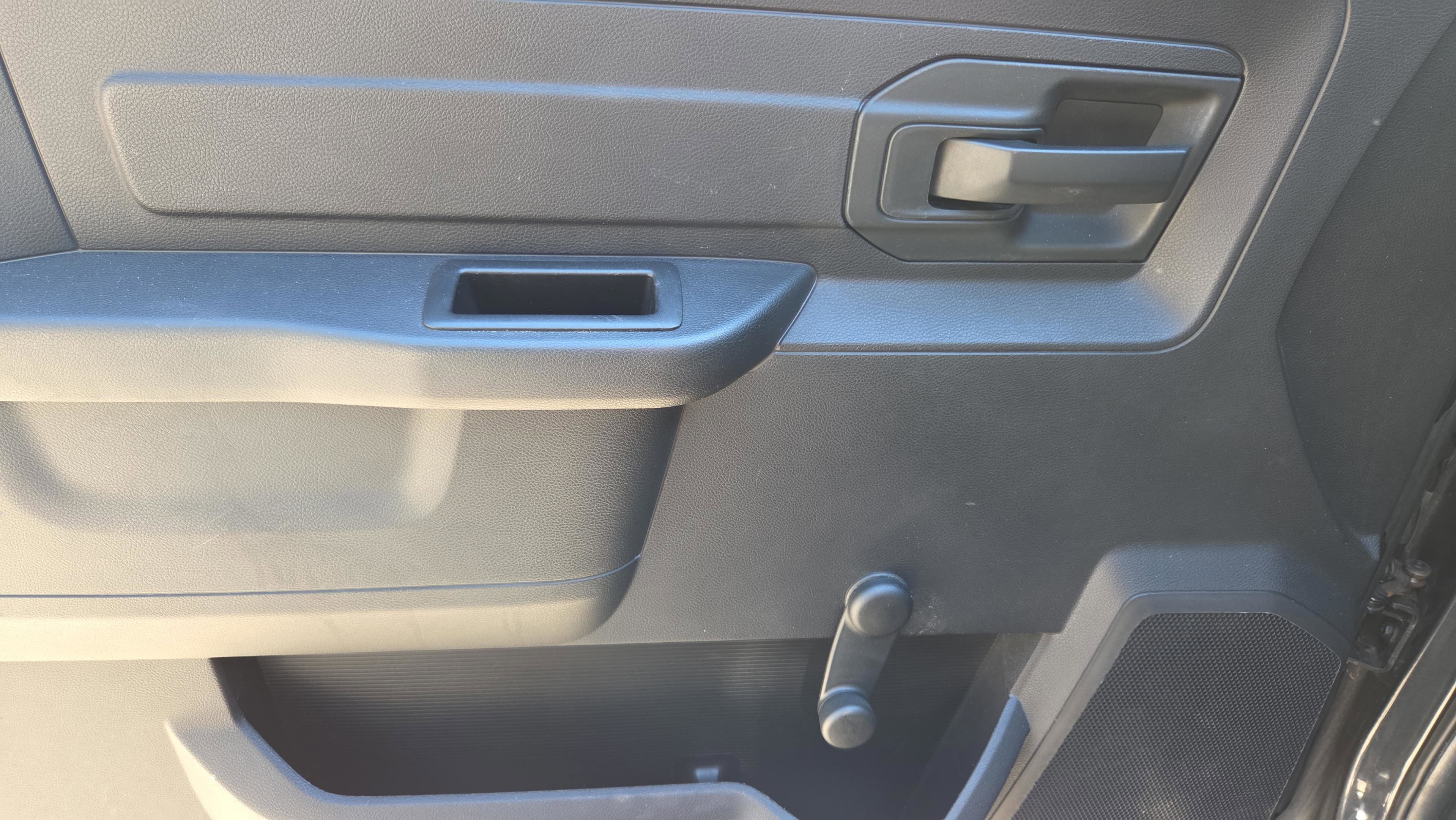 Used 2016 RAM 1500 Tradesman image 13