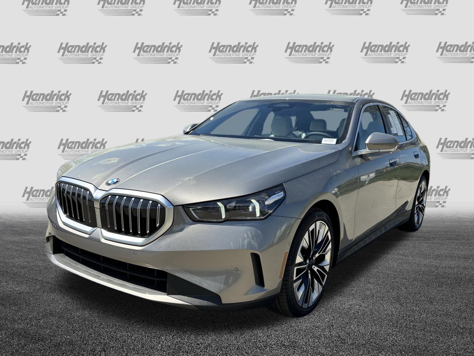 Certified 2026 BMW 530i image 3