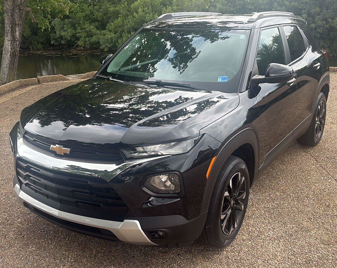 Used 2023 Chevrolet TrailBlazer LT w/ Convenience Package AWD/4WD image 10
