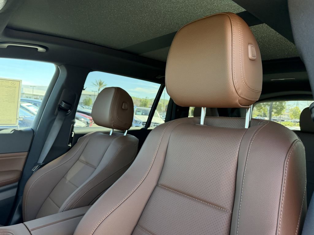 New 2026 Mercedes-Benz GLS 450 4MATIC image 19