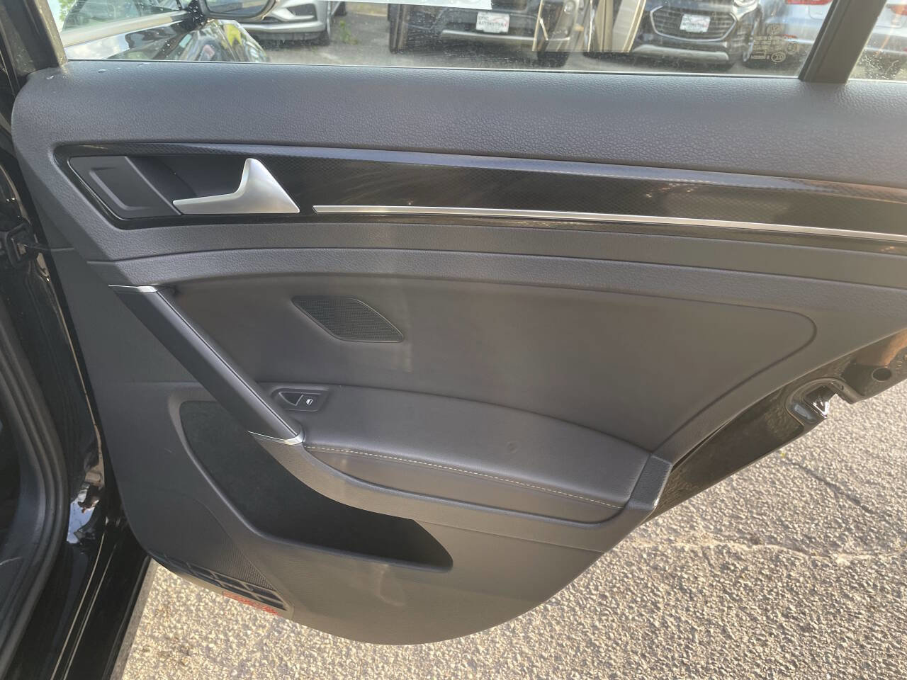 Used 2015 Volkswagen Golf SEL image 24