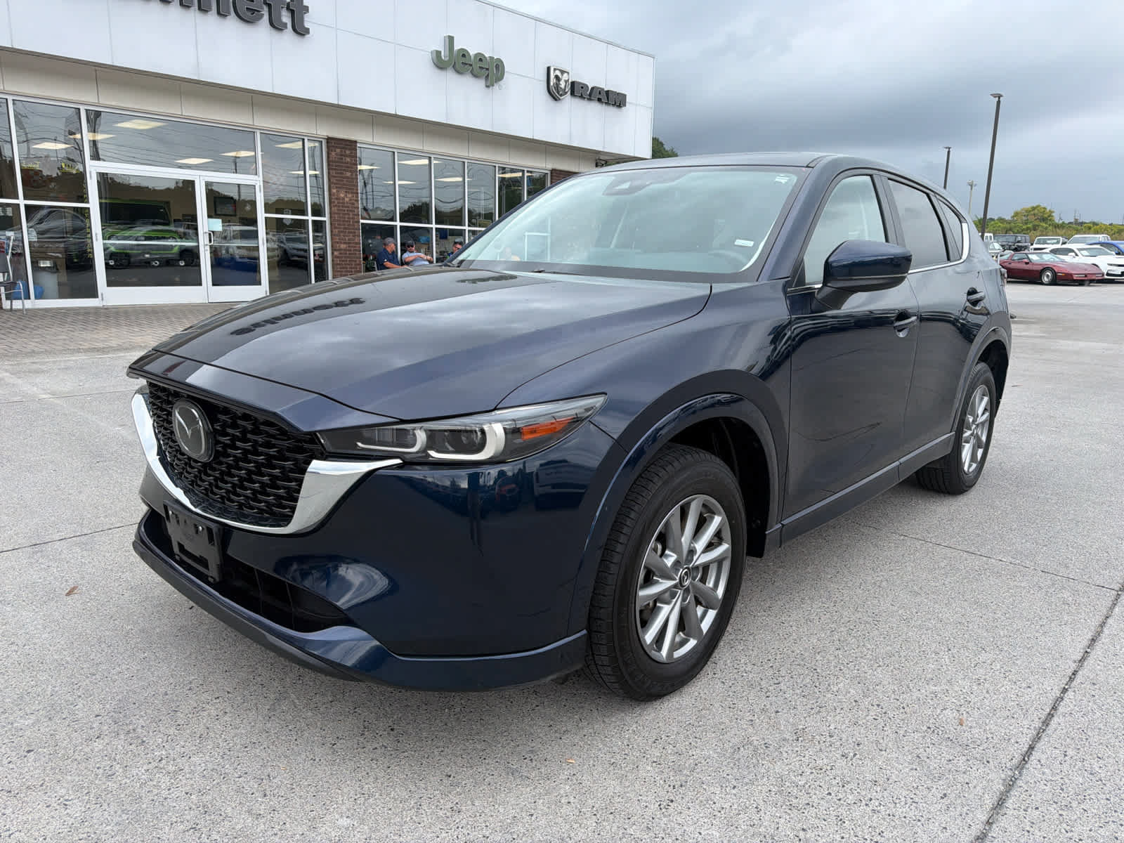 Used 2025 MAZDA CX-5 AWD 2.5 S w/ Preferred Package image 4