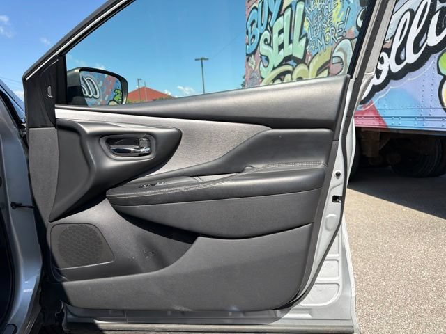 Used 2020 Nissan Murano SV FWD image 28