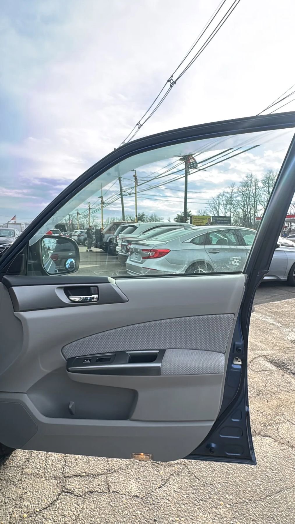 Used 2013 Subaru Forester 2.5X Premium w/ Plus Pkg image 24