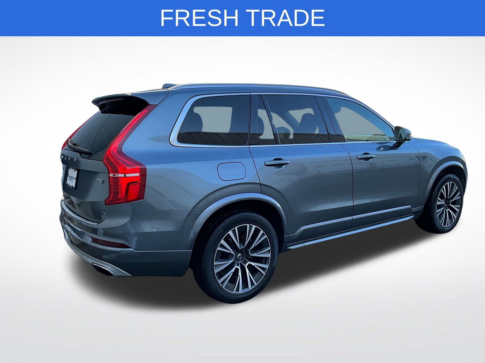 Used 2020 Volvo XC90 T5 Momentum w/ Protection Package Premier image 5