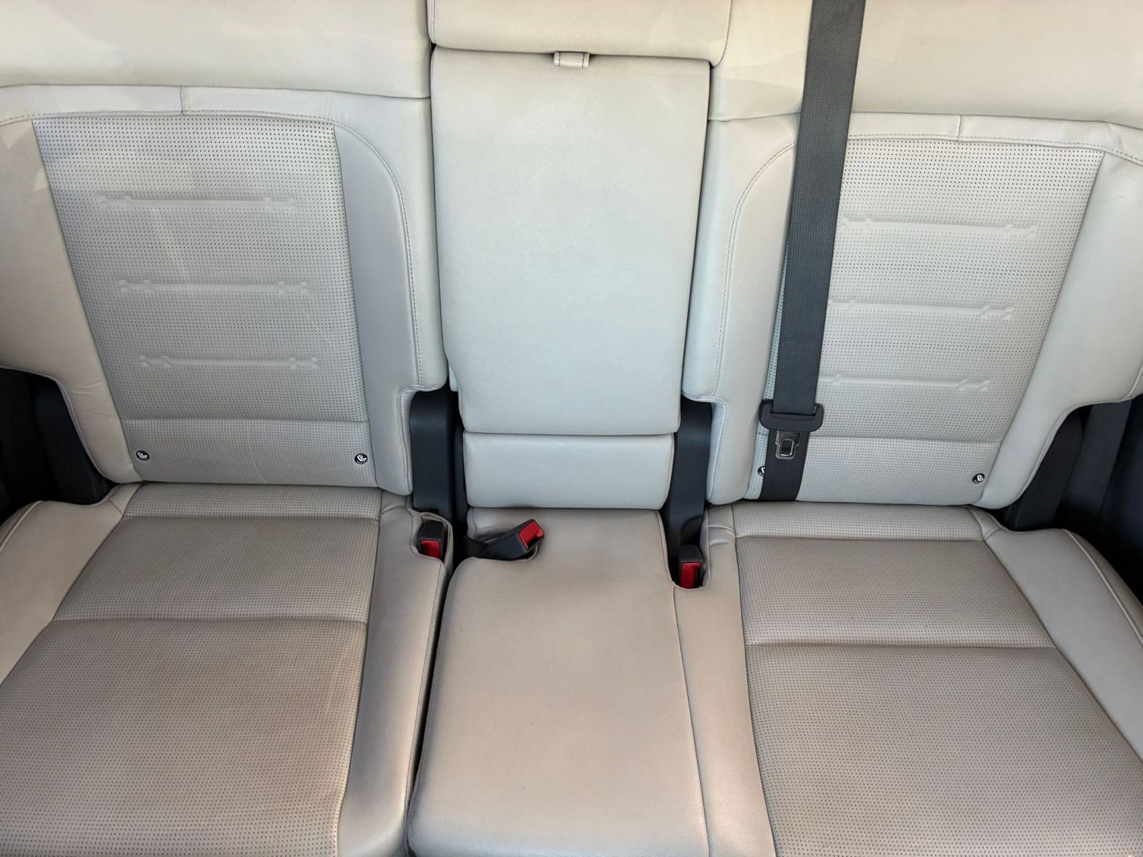 Used 2024 Hyundai Santa Fe Limited image 43