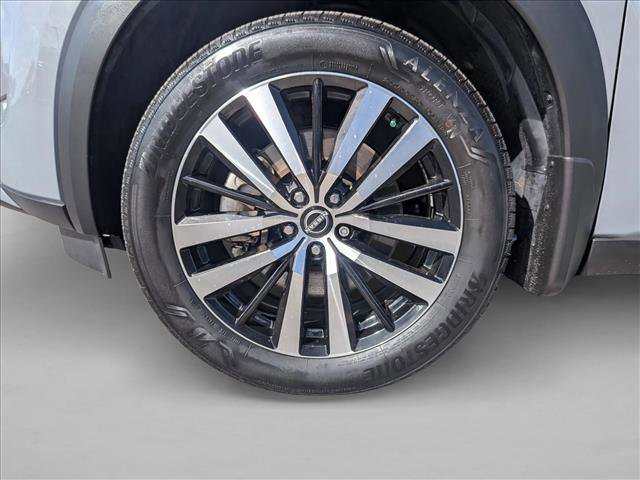 Used 2024 Nissan Pathfinder Platinum w/ Cargo Package AWD/4WD image 28