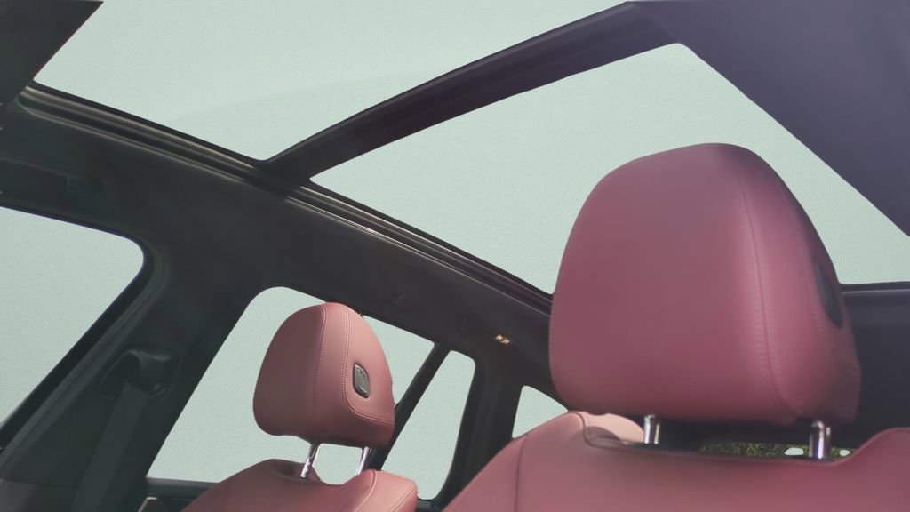 Used 2023 BMW X3 sDrive30i w/ M Sport Package image 17