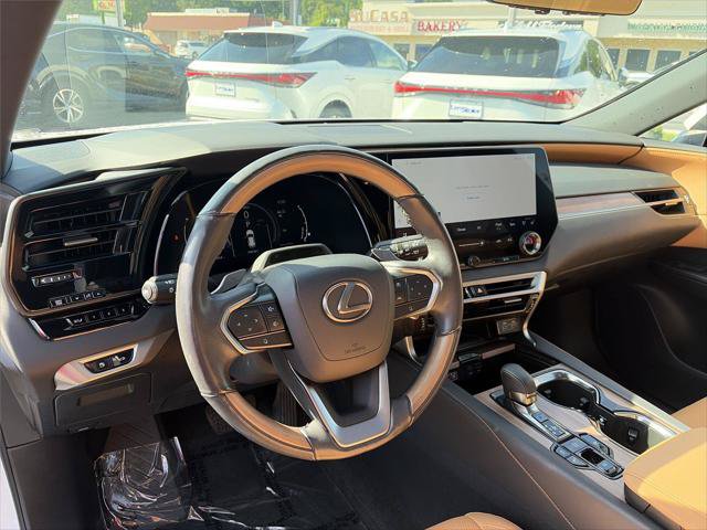 Certified 2023 Lexus RX 350 w/ Accessory Package (2T) AWD/4WD image 16