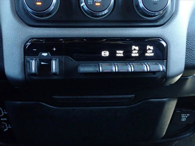 Used 2020 RAM 2500 Big Horn w/ Level 1 Equipment Group AWD/4WD image 19