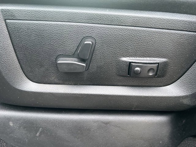 Used 2023 RAM 3500 Limited image 7