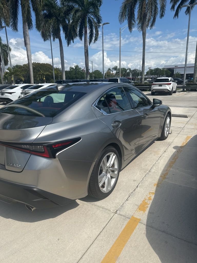 Used 2022 Lexus IS 300 RWD image 8