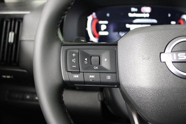 New 2026 Nissan Pathfinder Platinum w/ Cargo Package image 12