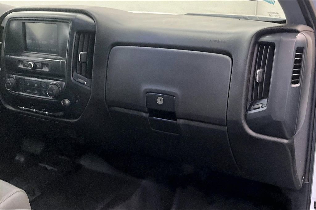 Used 2018 Chevrolet Silverado 2500 W/T w/ WT Convenience Package AWD/4WD image 15