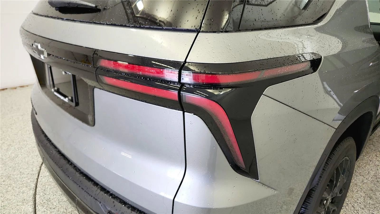 New 2026 Chevrolet Traverse LT w/ Midnight/Sport Edition image 15