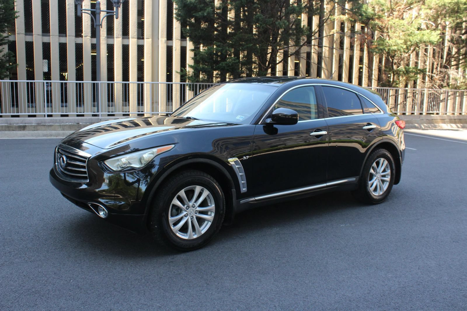 Used 2016 INFINITI QX70 AWD image 12