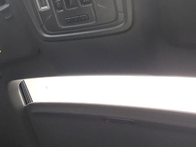 Used 2022 Chevrolet Silverado 2500 High Country w/ Z71 Off-Road Package image 18