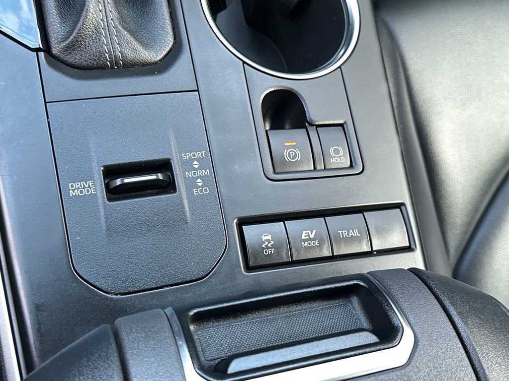 Used 2022 Toyota Highlander XLE image 34