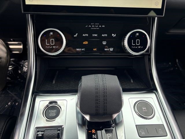 New 2024 Jaguar XF R-Dynamic SE AWD/4WD image 27