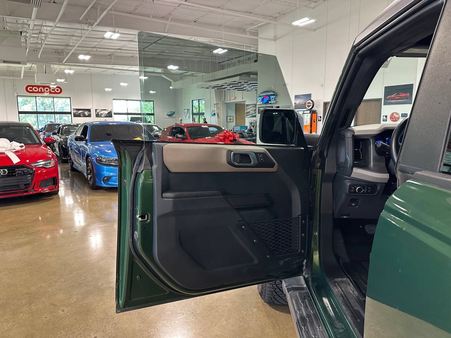 Used 2024 Ford Bronco Wildtrak AWD/4WD image 13