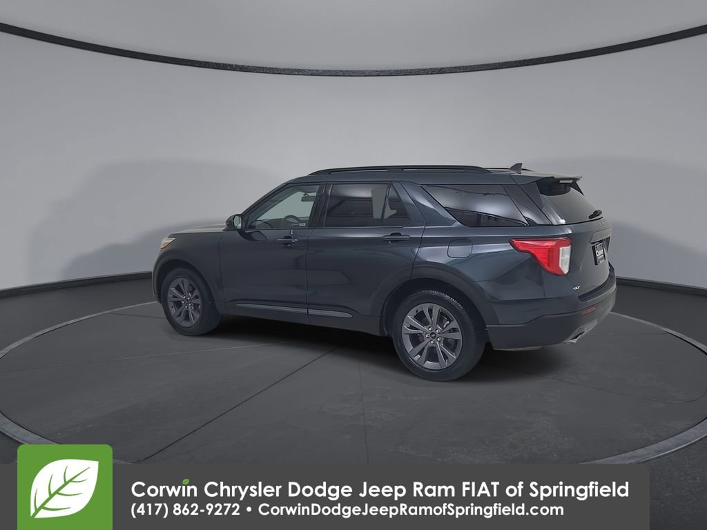 Used 2022 Ford Explorer XLT w/ Equipment Group 202A image 10