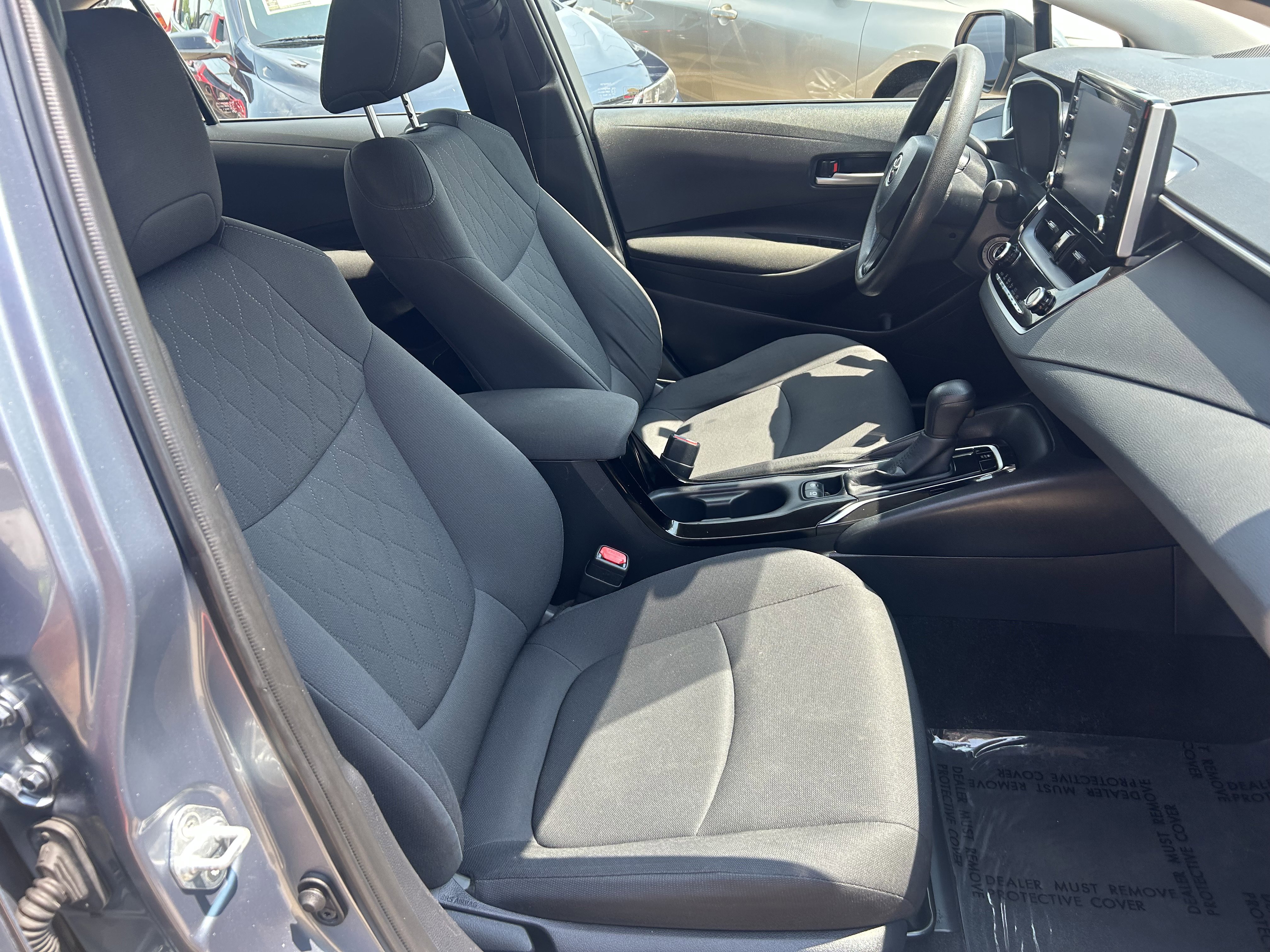 Used 2020 Toyota Corolla LE image 19