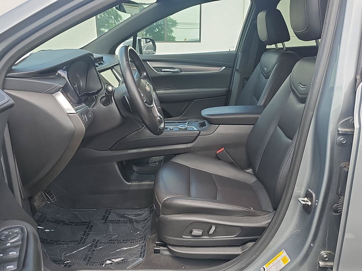 Certified 2023 Cadillac XT5 Luxury AWD/4WD image 11