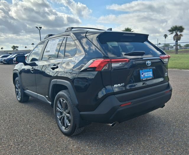 Used 2024 Toyota RAV4 XLE Premium AWD/4WD image 4