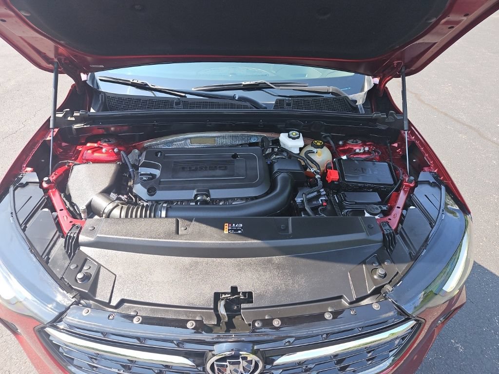 Used 2023 Buick Envision Essence w/ Sport Touring Package FWD image 2