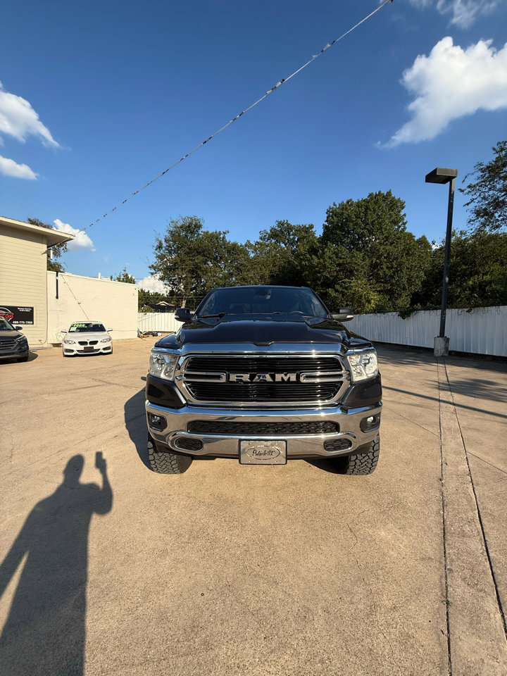 Used 2019 RAM 1500 Big Horn image 2